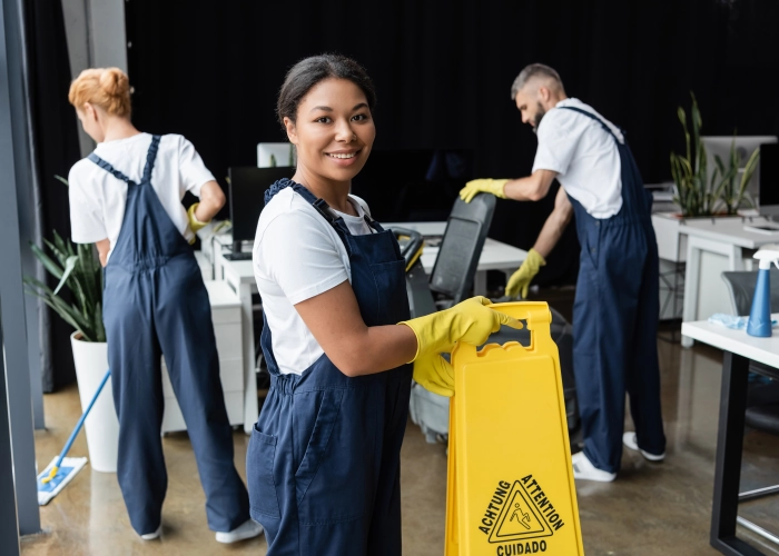 Nettoyage expert des immeubles de bureaux à Braud-et-Saint-Louis (33820)